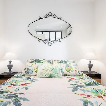 Апартаменты St Laurent - Au Calme Avec Terrasse *