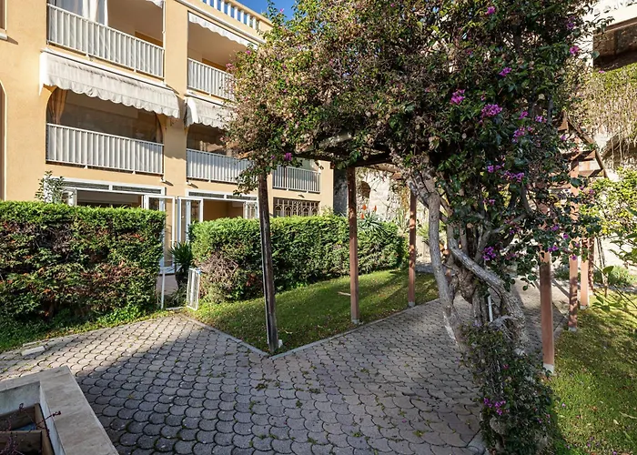 St Laurent - Au Calme Avec Terrasse Menton