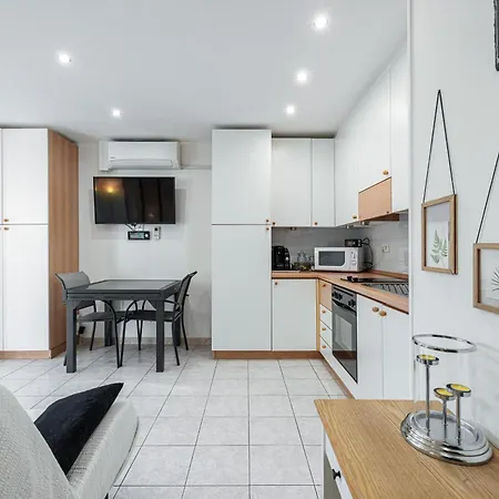 St Laurent - Au Calme Avec Terrasse Apartment *